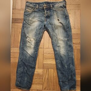Diesel Larkee-T Regular Tapered W34 L32